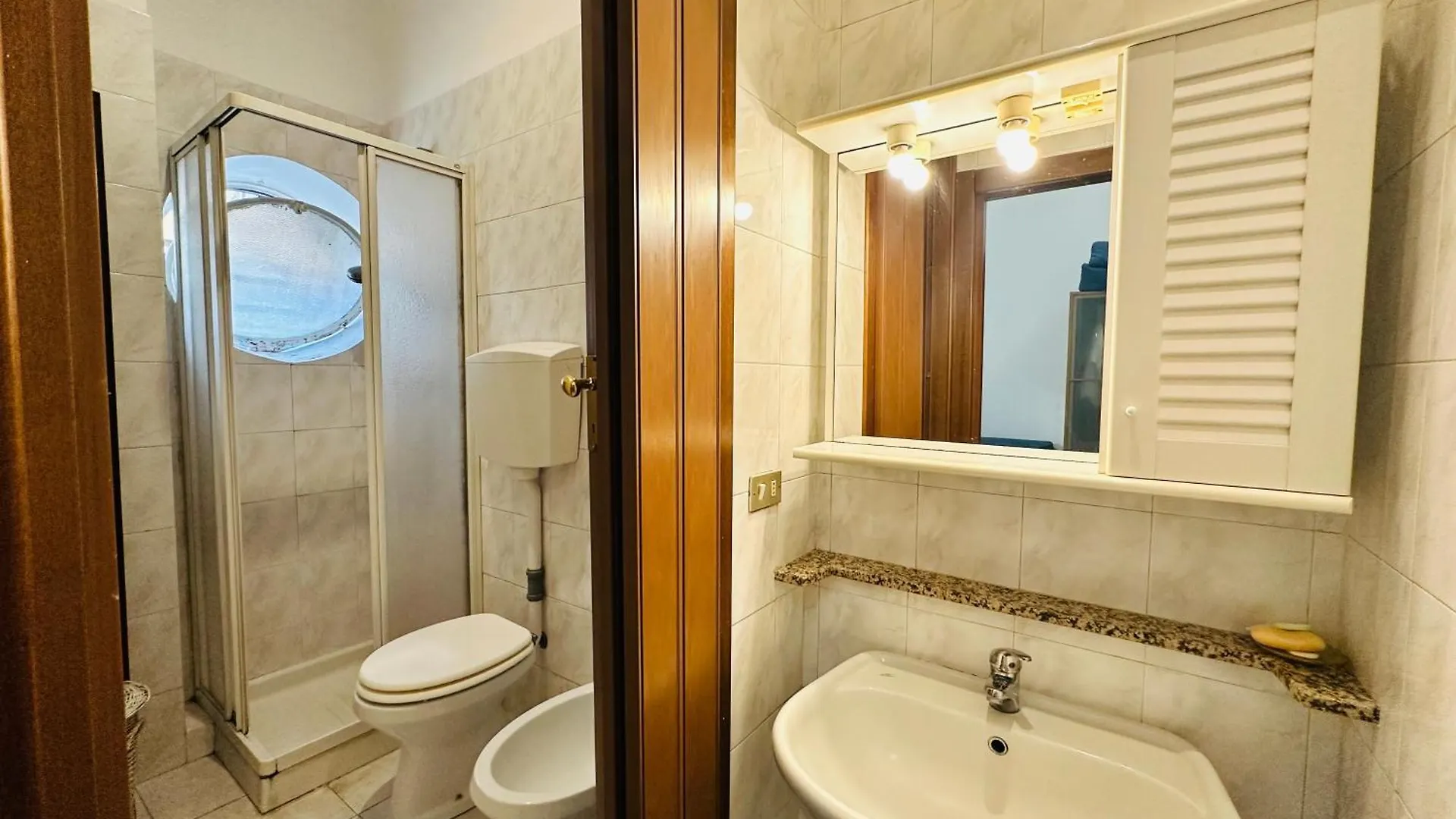 The Stop At Milan Central Apartment